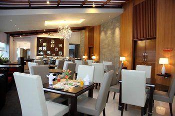 Green Valley Resort Purwokerto Esterno foto